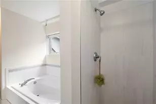 400 Village Pkwy, Atlanta, GA 30306 - Photo 27