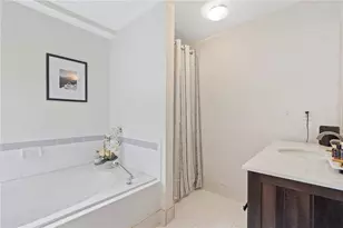 400 Village Pkwy, Atlanta, GA 30306 - Photo 25