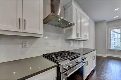 6097 Boylston Drive, Sandy Springs, GA 30328 - Photo 7