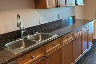 750 Dalrymple Rd, Sandy Springs, GA 30328 - Photo 13