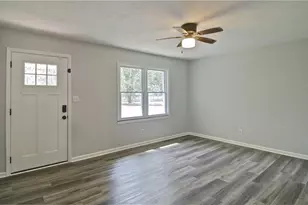 3939 Morris Cir, Douglasville, GA 30135 - Photo 3