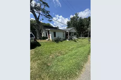 102 Oak Drive SE, Acworth, GA 30101 - Photo 1