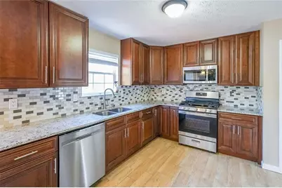 2470 Skylars Mill Way, Snellville, GA 30078 - Photo 15