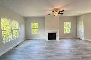 610 Bald Ridge Cir, Demorest, GA 30535 - Photo 5