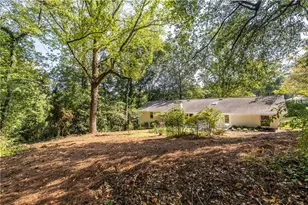 1590 Knob Hill Dr NE, Atlanta, GA 30329 - Photo 47