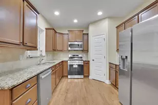 8105 Majors Glen Ct, Cumming, GA 30041 - Photo 7