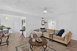 1005 Canyon Point Cir, Roswell, GA 30076 - Photo 3