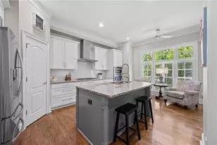 4292 Kingston Gate Cove, Atlanta, GA 30341 - Photo 9