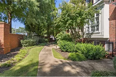 4292 Kingston Gate Cove, Atlanta, GA 30341 - Photo 3