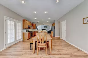425 Martin Creek Way, Lawrenceville, GA 30045 - Photo 19