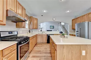 425 Martin Creek Way, Lawrenceville, GA 30045 - Photo 15