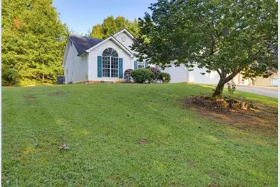 4037 Monarch Dr, McDonough, GA 30253 - Photo 3