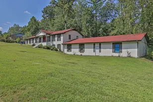5645 Nottingham Dr NW, Lilburn, GA 30047 - Photo 5