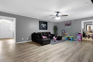 5645 Nottingham Dr NW, Lilburn, GA 30047 - Photo 17