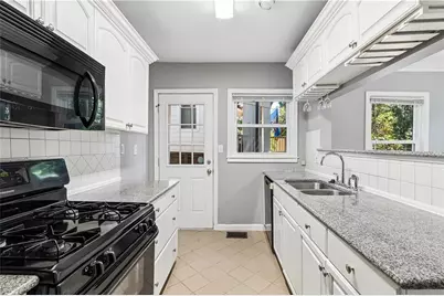 2270 1st Avenue NE, Atlanta, GA 30317 - Photo 9