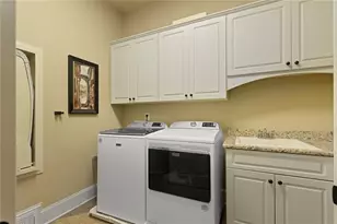 5623 Brendlynn Dr, Suwanee, GA 30024 - Photo 41