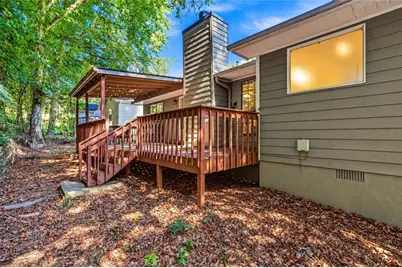 767 Pepperwood Trail, Stone Mountain, GA 30087 - Photo 21
