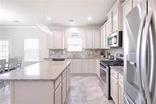 2601 Glenbrook Ln, Conyers, GA 30012 - Photo 9