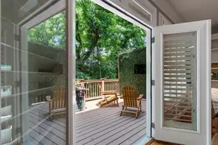 1251 Brickton Dr NW, Atlanta, GA 30318 - Photo 33