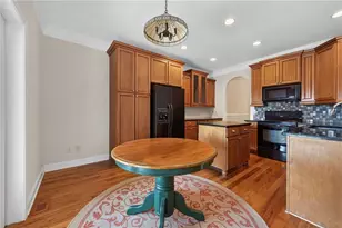 805 Lake Arrowhead Dr, Waleska, GA 30183 - Photo 11