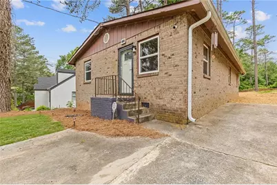 1723 S Alvarado Terrace SW, Atlanta, GA 30311 - Photo 1