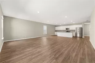 4335 Magpie Dr, Hoschton, GA 30548 - Photo 3