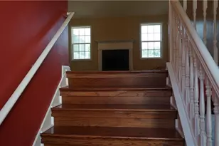 2010 Hillspring Ln, Lithonia, GA 30058 - Photo 5