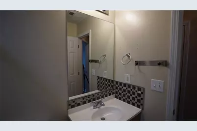 2010 Hillspring Lane, Lithonia, GA 30058 - Photo 25