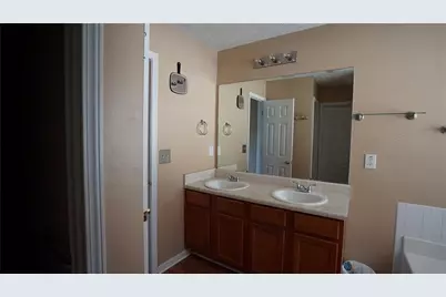 2010 Hillspring Lane, Lithonia, GA 30058 - Photo 21