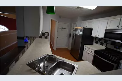2010 Hillspring Lane, Lithonia, GA 30058 - Photo 11