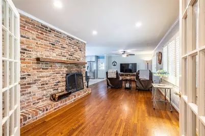 3360 Embry Hills Drive, Atlanta, GA 30341 - Photo 7