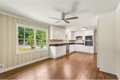 805 Gettysburg Trail NE, Kennesaw, GA 30144 - Photo 11