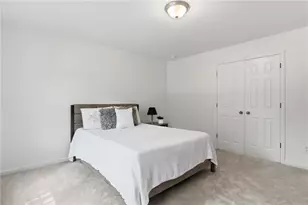 12200 Wexford Club Dr, Roswell, GA 30075 - Photo 35
