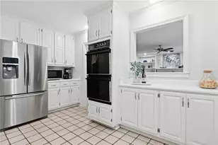 12200 Wexford Club Dr, Roswell, GA 30075 - Photo 17