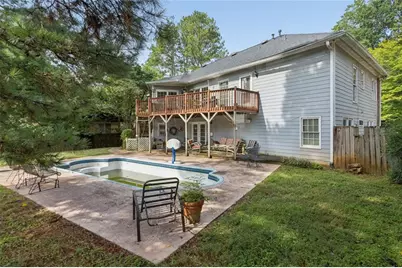 1802 Hunters Glen NE, Marietta, GA 30062 - Photo 7