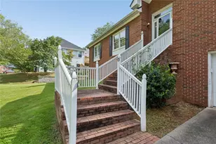 1802 Hunters Glen NE, Marietta, GA 30062 - Photo 9
