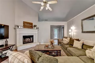 3079 Sweetbriar Walk, Snellville, GA 30039 - Photo 9