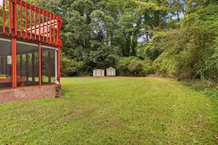 200 1/ 2 Pine St, Barnesville, GA 30204 - Photo 5