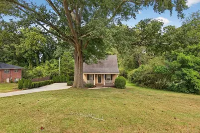 200 1/ 2 Pine Street, Barnesville, GA 30204 - Photo 1