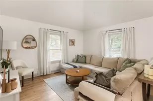 655 S Grand Ave NW, Atlanta, GA 30318 - Photo 9