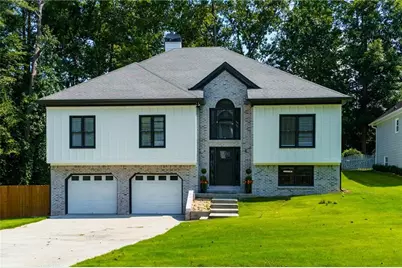 209 Tennis Court Lane NW, Kennesaw, GA 30144 - Photo 1