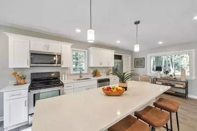 2501 Sandy Court, Marietta, GA 30066 - Photo 9