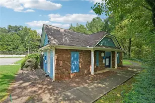 5067 Huntcrest Dr SW, Mableton, GA 30126 - Photo 69