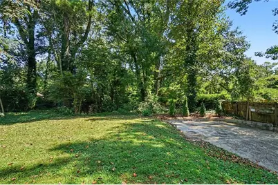 770 Waters Drive SW, Atlanta, GA 30310 - Photo 37