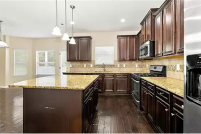 7505 Bowhead Court, Fairburn, GA 30213 - Photo 9