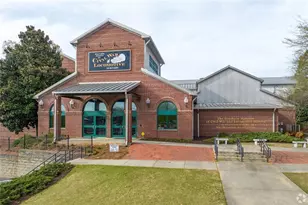 4221 Rockpoint Dr NW, Kennesaw, GA 30152 - Photo 11