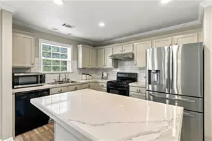 1220 Skylar Ridge Cir, Buford, GA 30519 - Photo 15