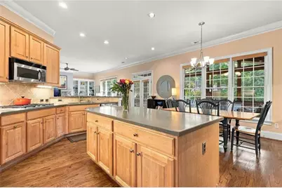 510 Wembley Circle, Sandy Springs, GA 30328 - Photo 19
