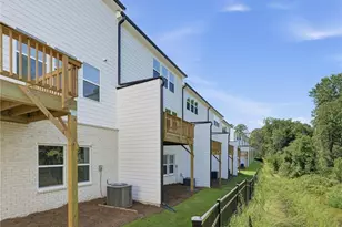 2564 States Ave, Doraville, GA 30360 - Photo 3