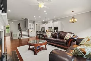 1011 Milhaven Dr, Roswell, GA 30076 - Photo 3